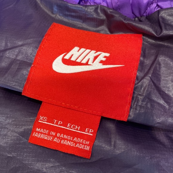 Nike Purple Down Filled Puffer Vest - Picture 5 of 6